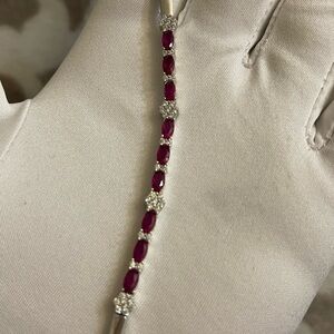 Elegant Sterling  Silver 925 Bracelet with Zircon
Gemstone Ladies